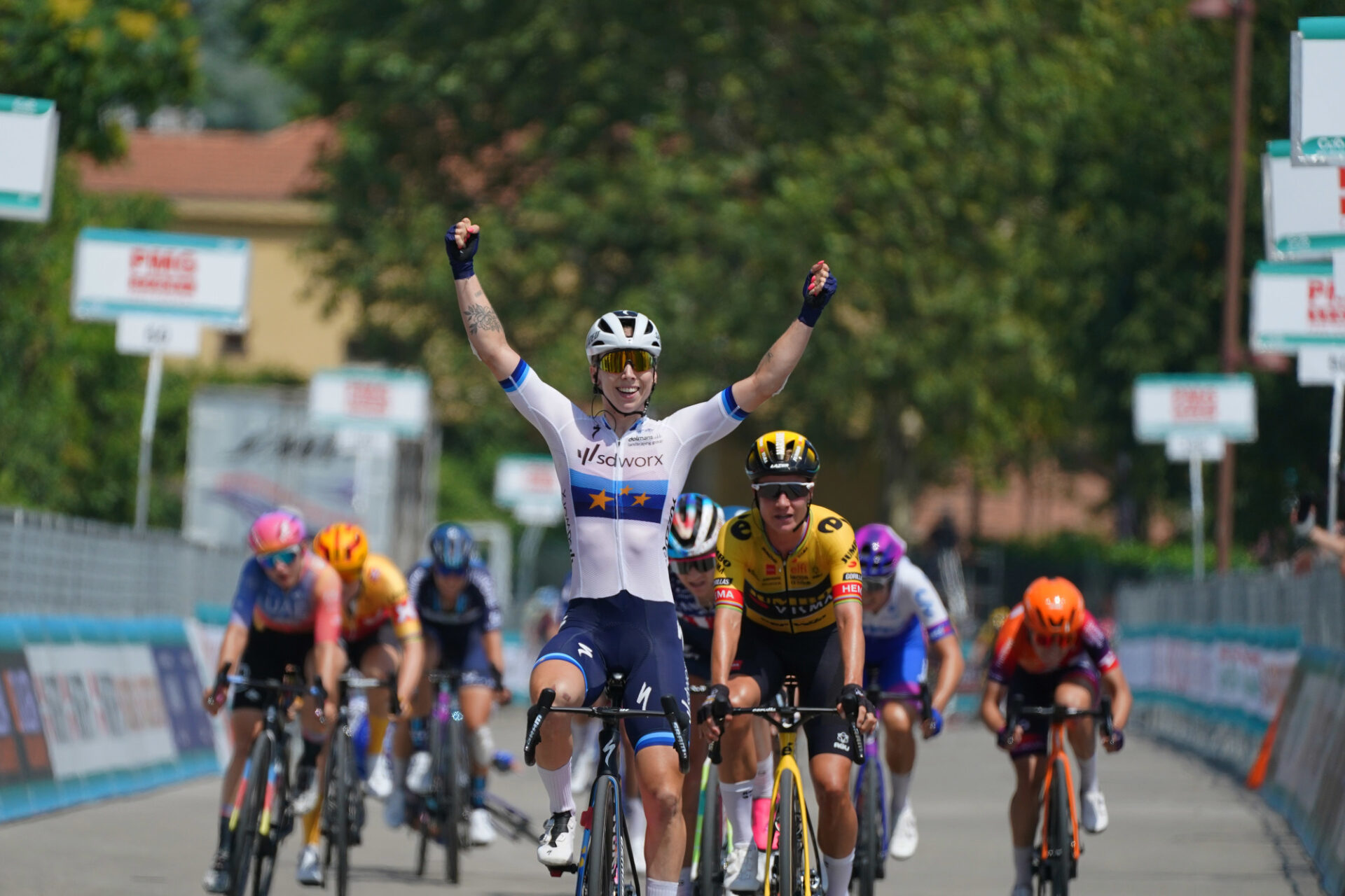 3^ TAPPA GIRO DONNE: LORENA WIEBES VINCE A MODENA