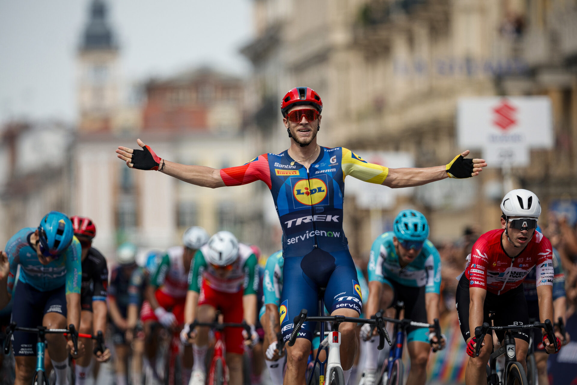 IN PIEMONTE JONATHAN MILAN VINCE IL TITOLO ITALIANO 2026 BY LEGA CICLISMO